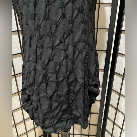 Niche Black Textured TUNIC DRESS, COWL NECK, TUCK HEMLINE, MADE IN USA, SIZE M - Picture 13 of 14